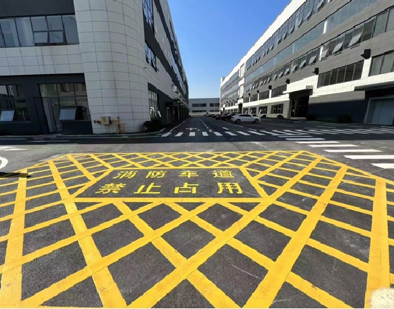 中山道路車位劃線